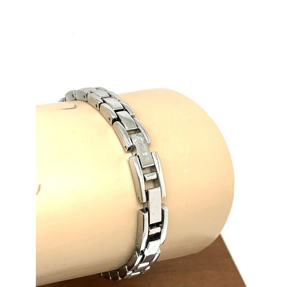 Timex Women's Watch TW2U69700 Quartz Silver Dial Two Tone Stainless Steel 26mm - Picture 9 of 13